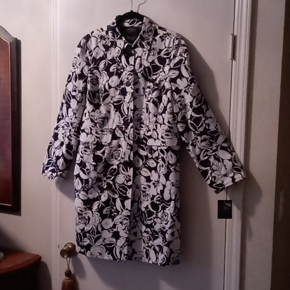 Axcess Liz Claiborne Floral Trench